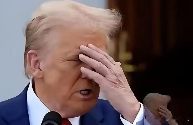 特朗普困局如何撕开美国霸权的“皇帝新衣”？

特朗普的内外交困，不仅暴露了美国霸