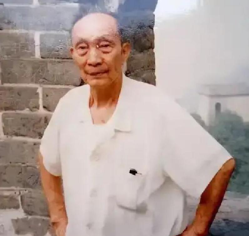 1939年南京毒酒案，特工詹长麟孤身潜伏，毒翻数十名日军军官

1939年6月，