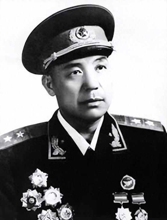 1971年，基辛格访华时委婉提出，请求“释放美国飞行员”的，毛主席不想谈政事，和