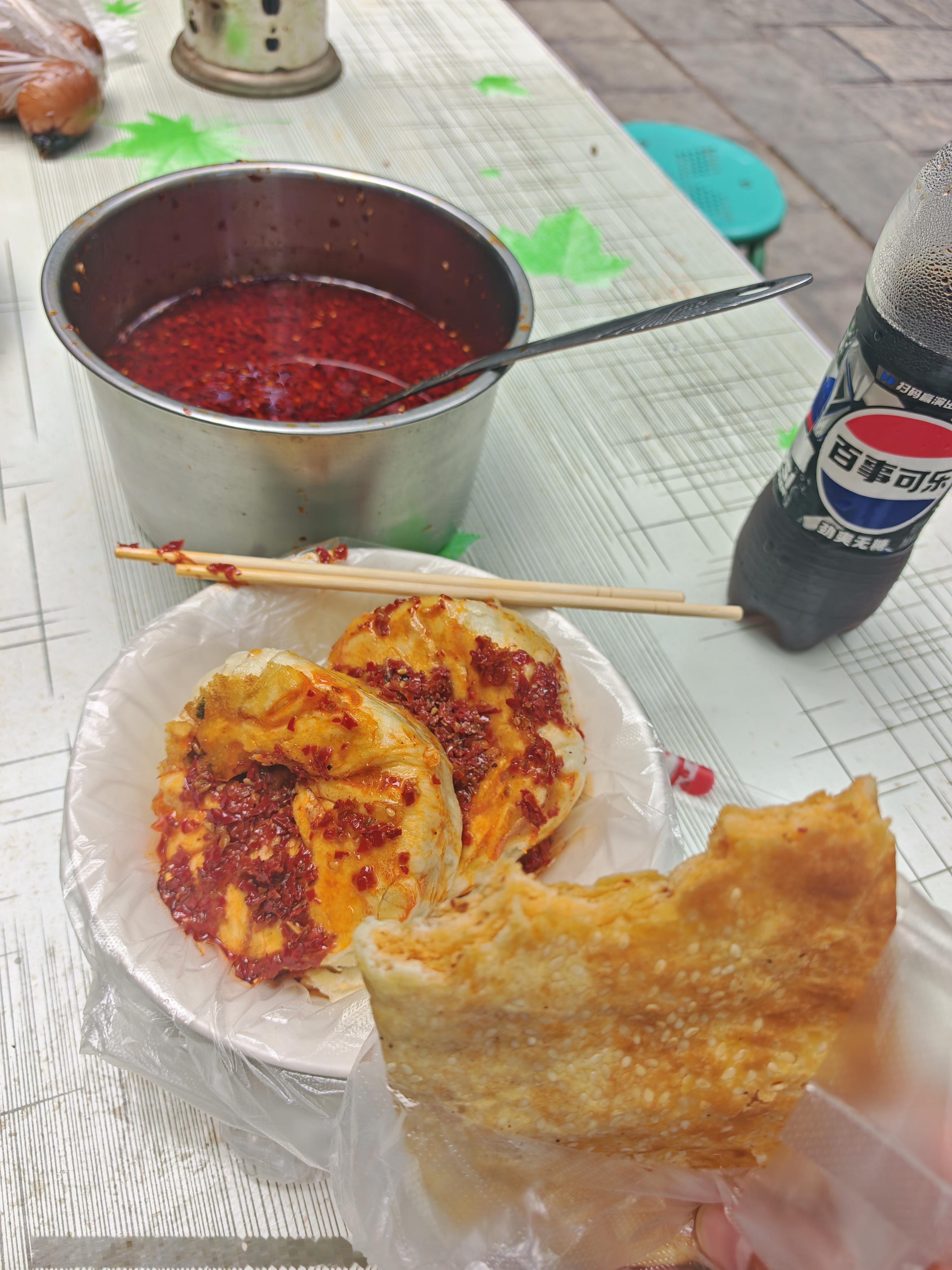 西北人的中午饭，碳水拌碳水