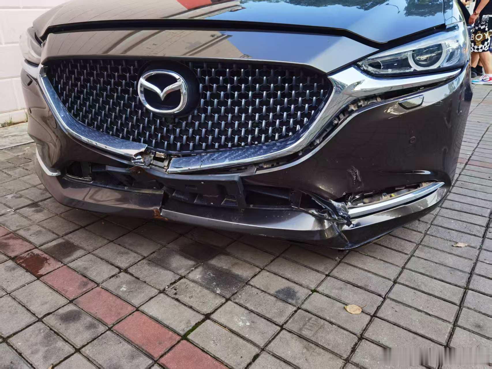 阿特兹我到家成本已经7➕了…车主也是粉丝，回头可以让她出来走两步看着一边倒的评论