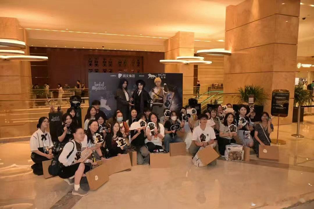 诡秘IP走向世界海外博主接连做整期解析视频，细致拆解扮演法、锚定等独特设定。诡秘