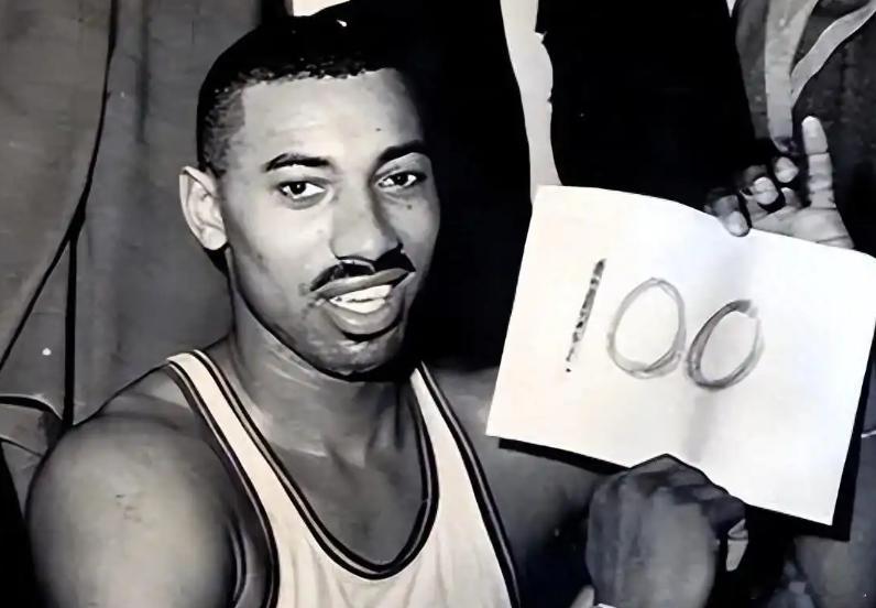NBA历史上单场60+次数排名，75年来只有这5个人做到了至少4次：1. 张伯伦