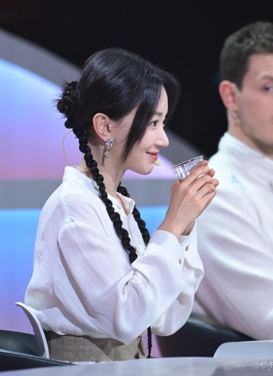 卜冠今好可惜，她演技不差的，整毁了 