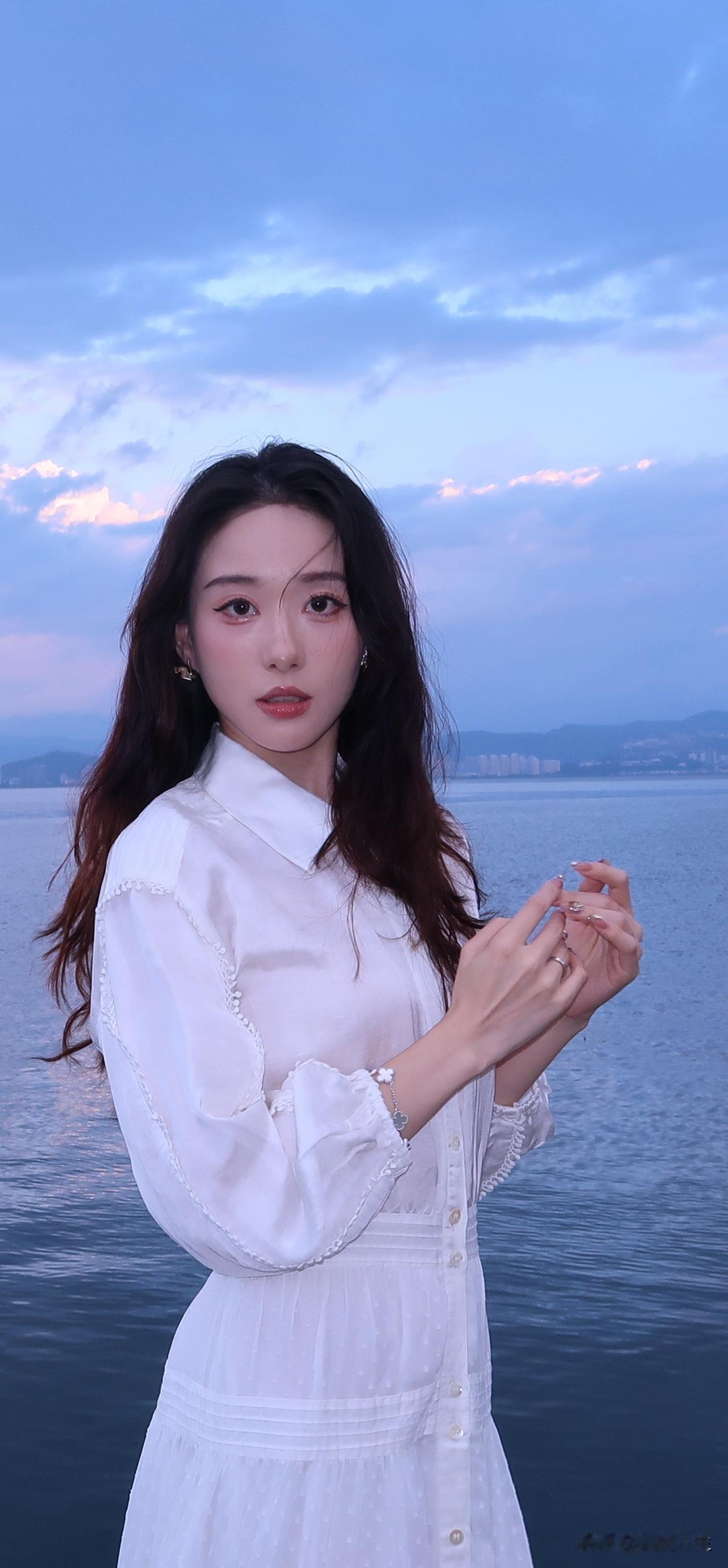 期盼了两年，终于可以住进去，愿往后安稳舒心❤️❤️