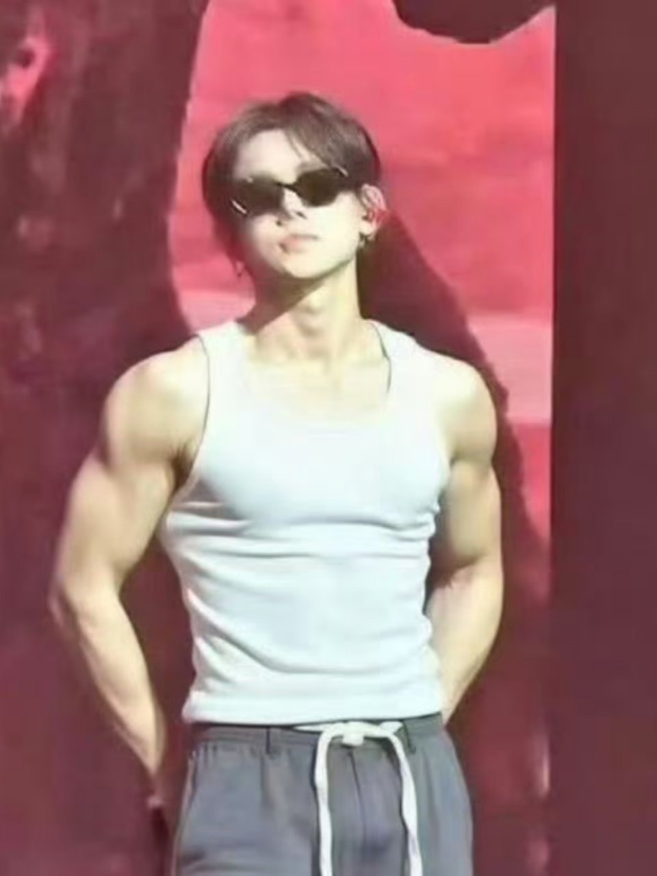 📢崔然竣不是也练出肌肉练壮了吗，粉丝怎么好意思嘲dy的？ ​​​