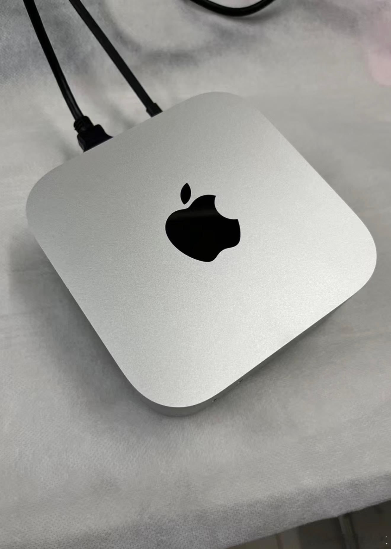 M4 Mac mini依旧是目前苹果所有入门级产品里最良心的一集，iPhone标