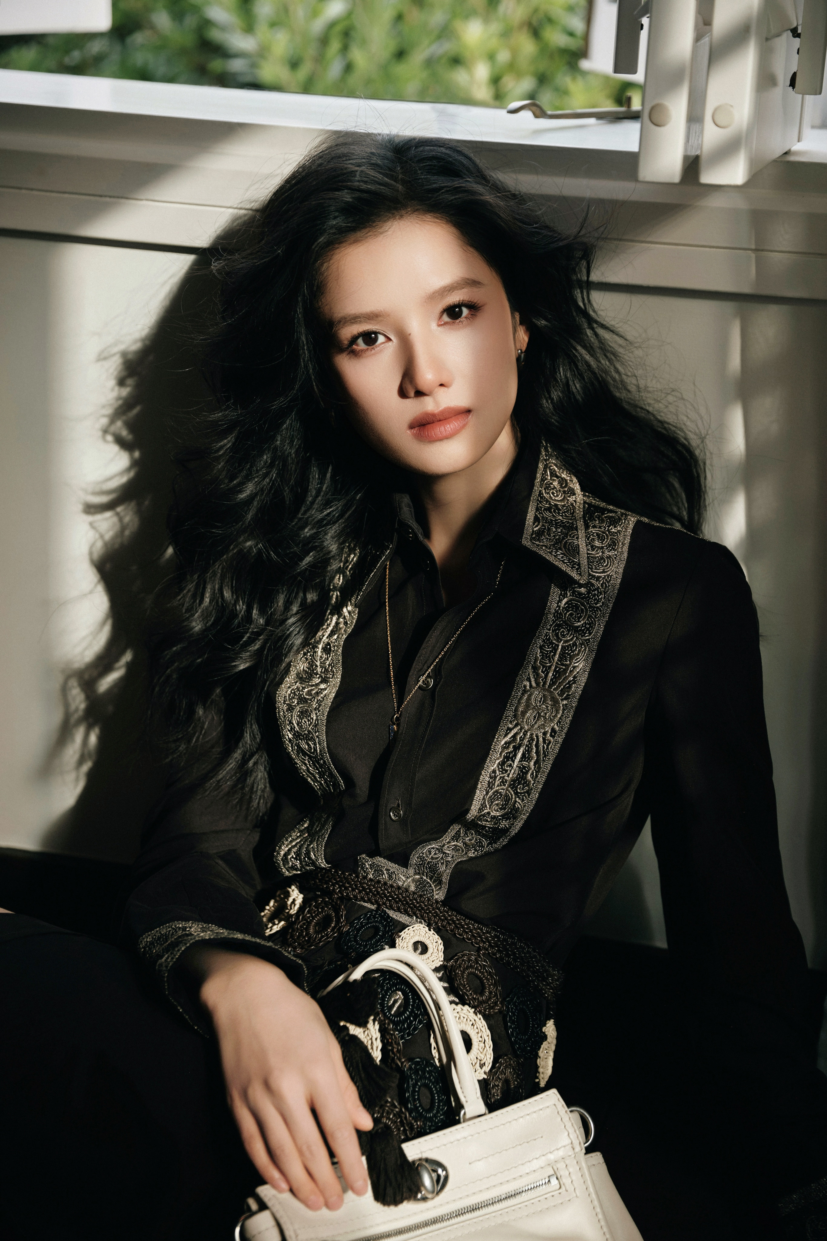 张婧仪 ｜ T风格论坛 T风格论坛欢迎夜 来自张婧仪的活动新造型 ！今日受邀出席