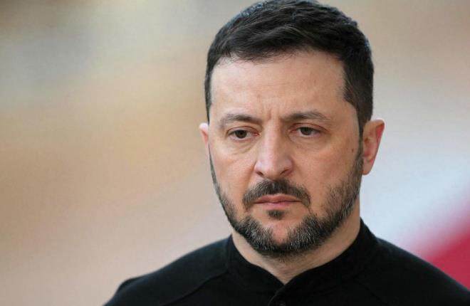 就在刚刚！泽连斯基前脚刚跟美媒唠完，后脚就把西方盟友的老底给揭了——美国和欧洲那