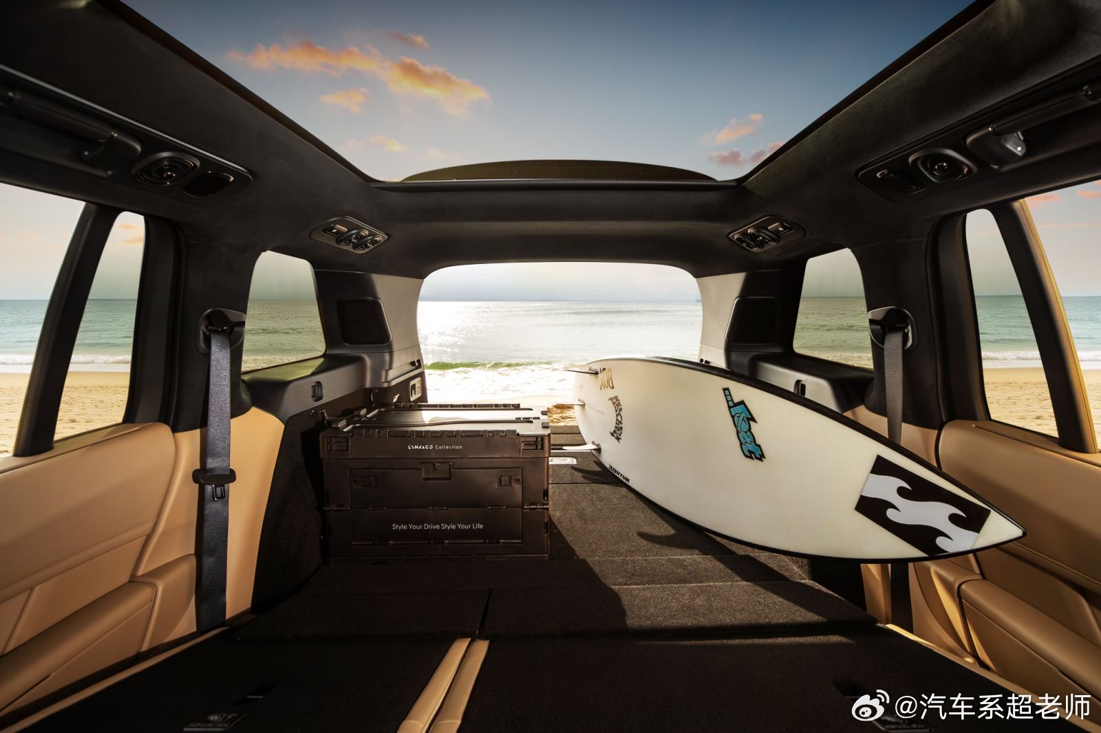 领克900新出了一个大五座车型，想想也是，对于大部分家庭来说，6座或7座坐满人的