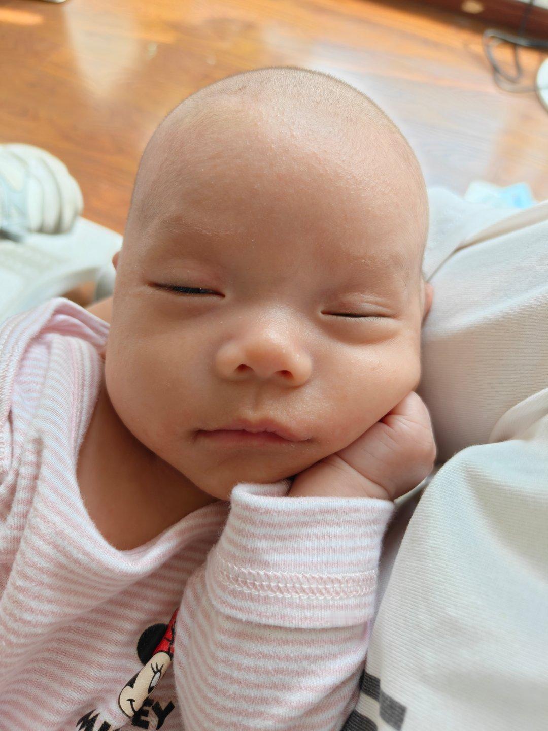 湖南警方通报发现疑似贩卖婴儿所有人贩子都应该枪毙，所有忍心丢弃自己孩子的父母都应