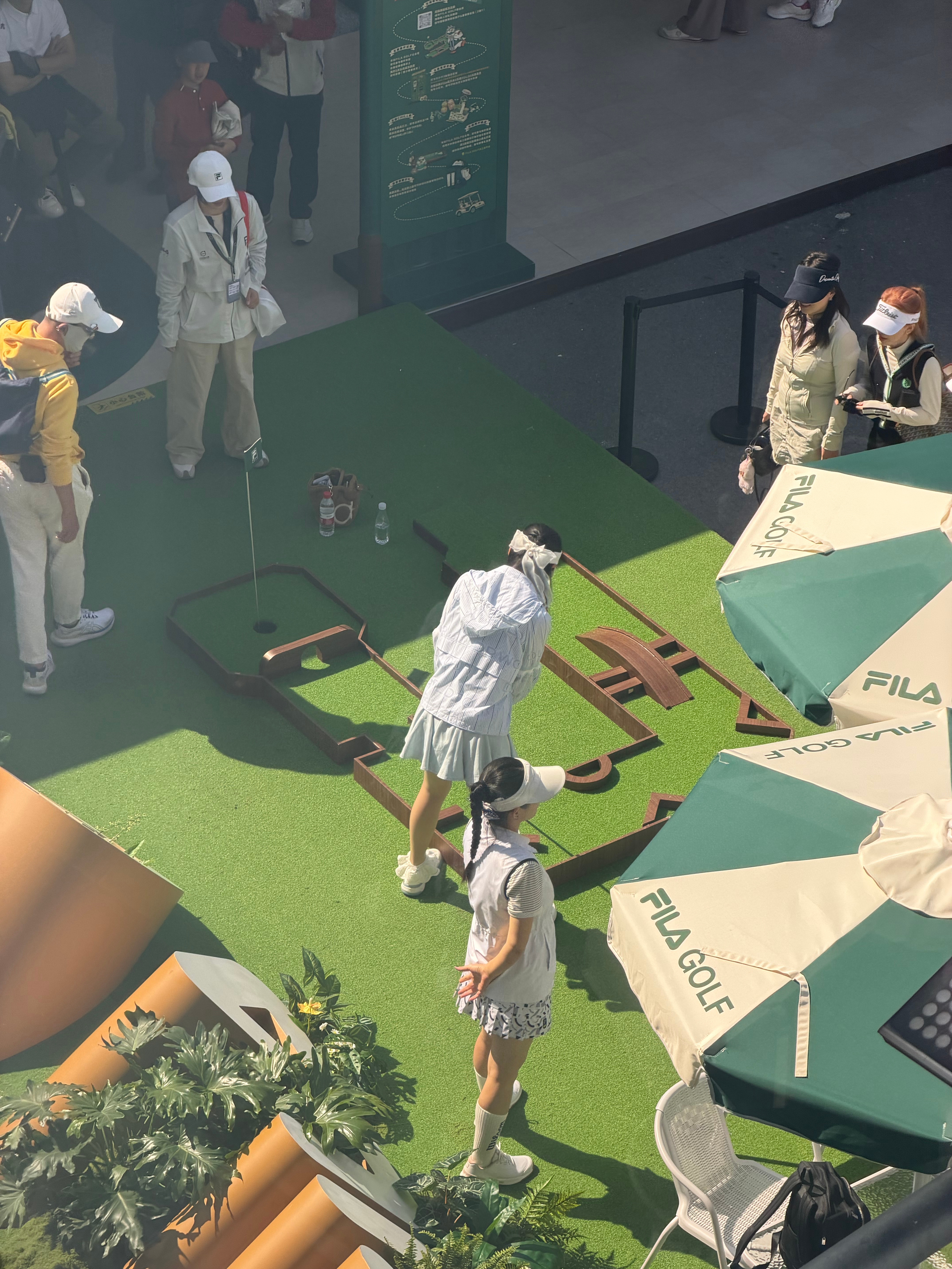 早上被Golf氛围吵醒啦 上海·上海颖奕皇冠假日酒店