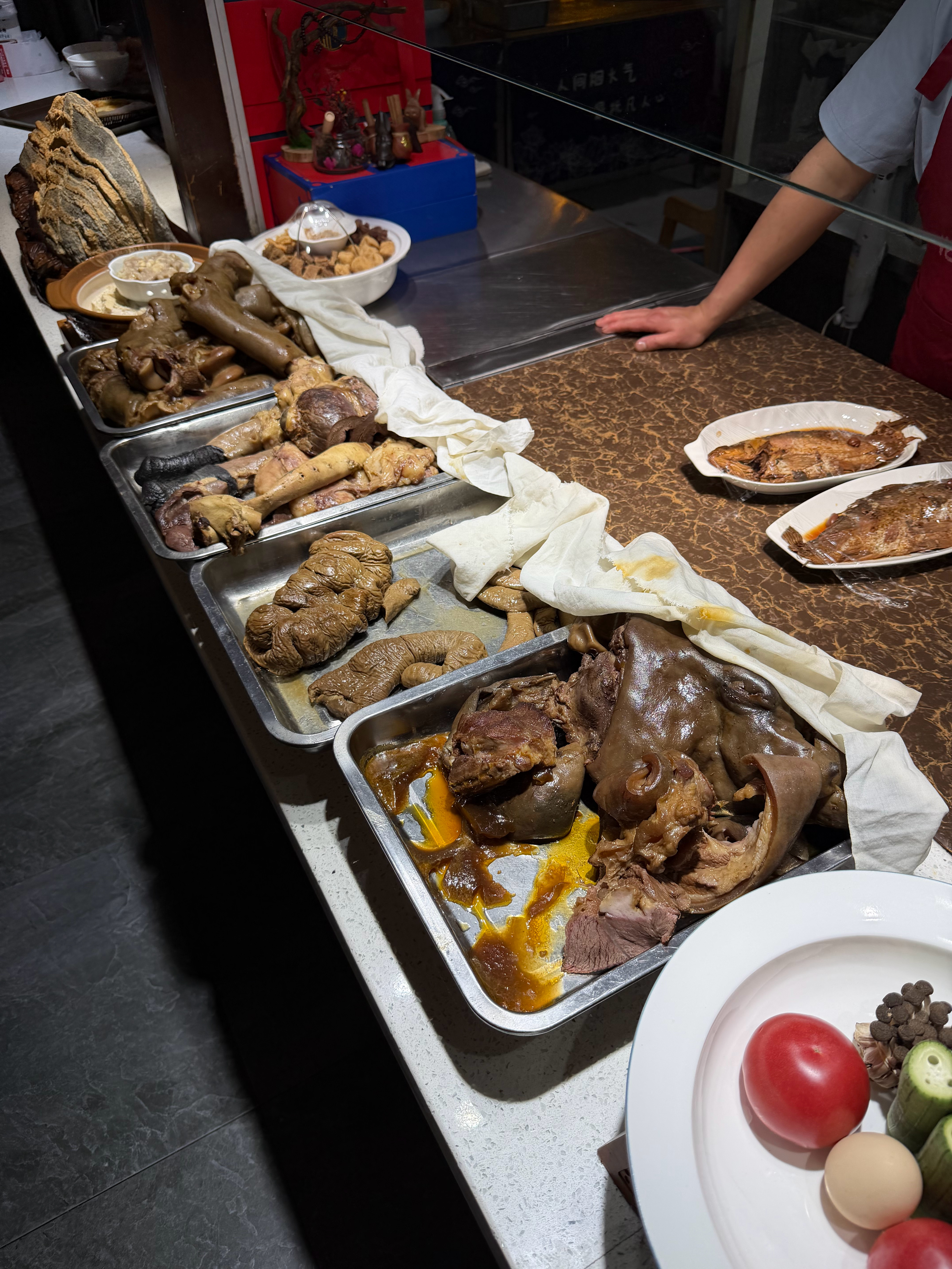 万万没想到泰山的驴肉能这么好吃，更加惊掉下巴的是“泰山三美”汤！泰安的白菜、豆腐