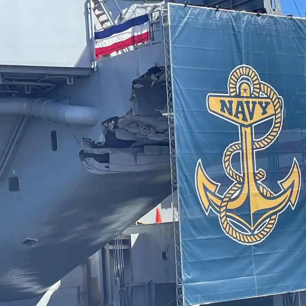 美国航母杜鲁门号，在6日的美国海军建军250周年纪念日活动中被细心的记者发现，今