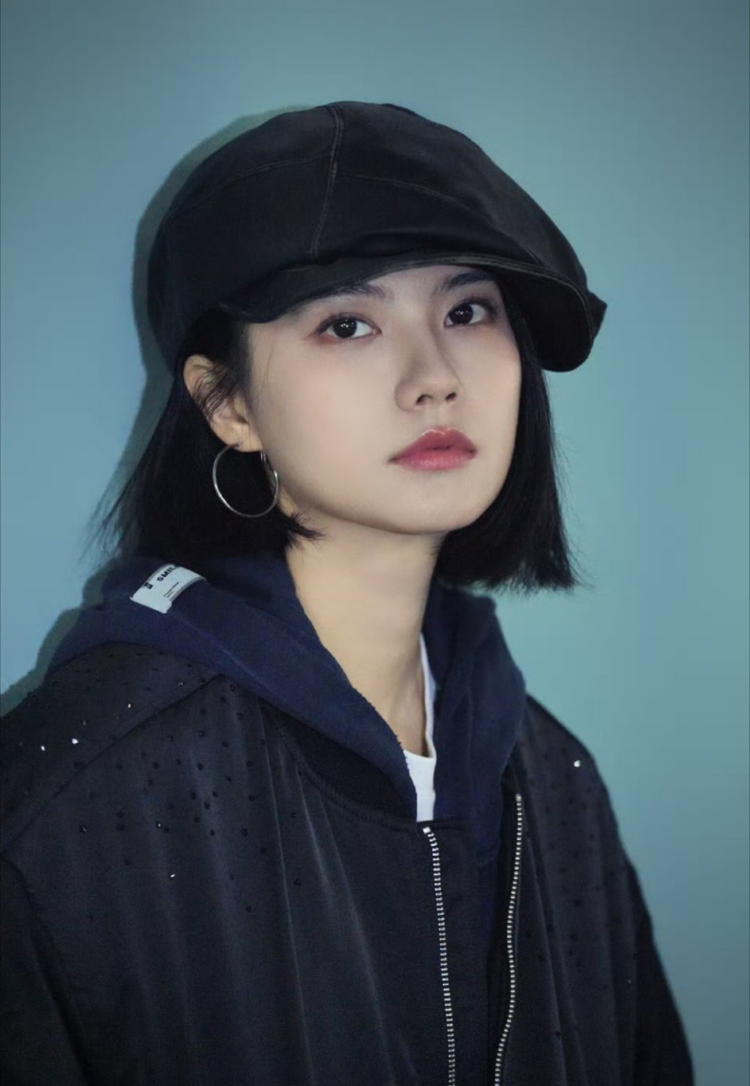 这就是冷脸萌的魅力吗 姜佩瑶依旧是出镜率超高的耳环