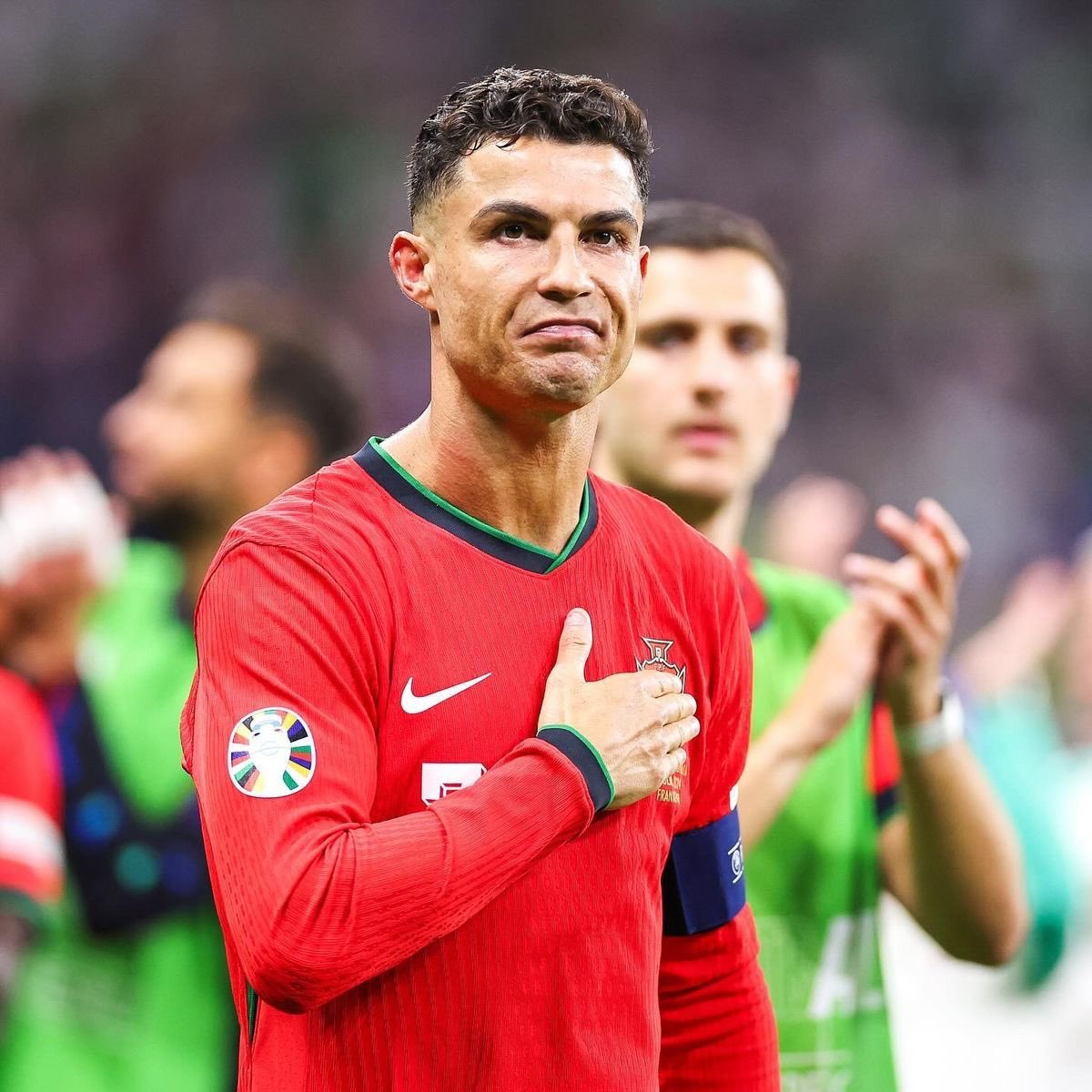 据多方消息来源称，克里斯蒂亚诺·罗纳尔多将在世界杯后从国家队退役🇵🇹 