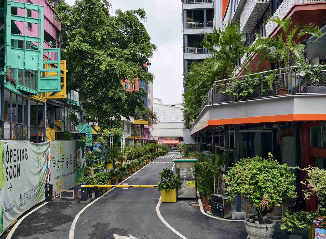我的今日状态：🏝️旅行度假
我这里的天气：☀️晴天  我在家乡晒风景 晒秋日打