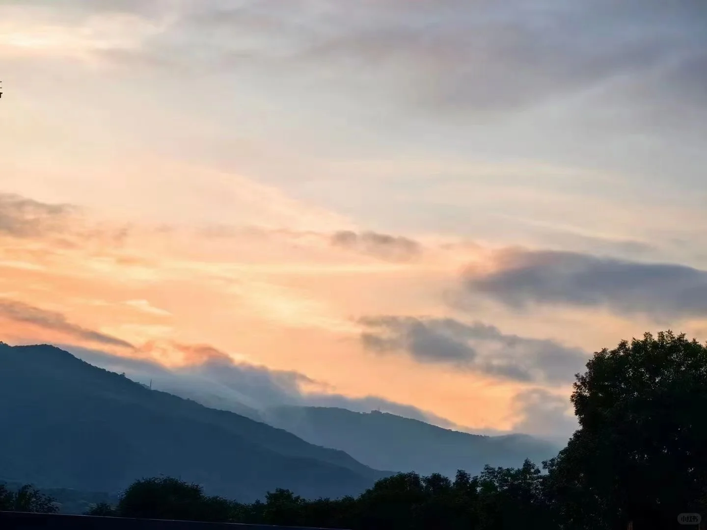 雨后的香山，漂亮的不可思议。
