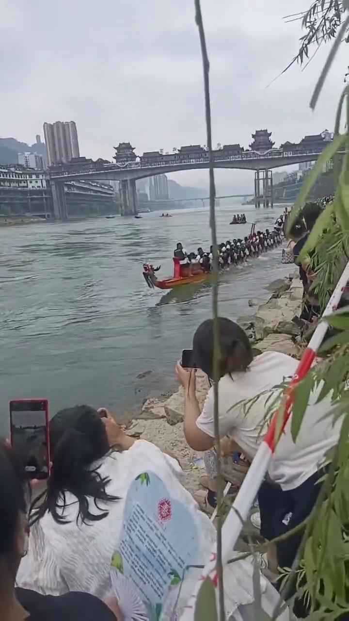 其他古镇柳十村龙中队和环境街道萧家社区龙中三队两支队。