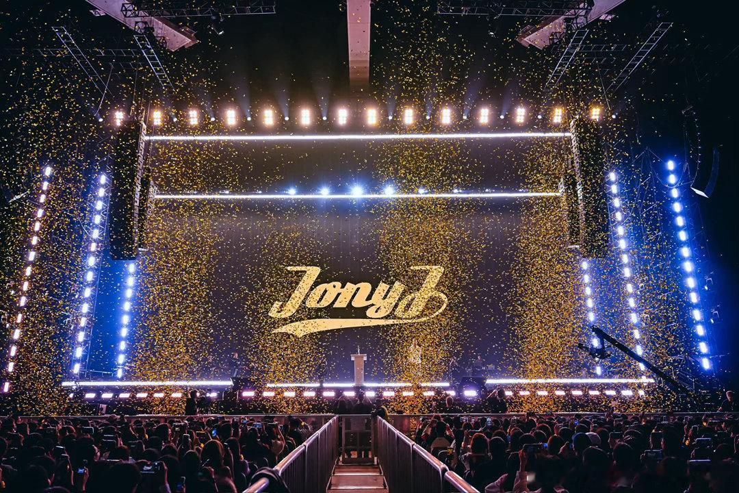 JonyJ深圳演唱会官宣刚过完本命年的Jony J，自己都不答应。新巡「本命」，