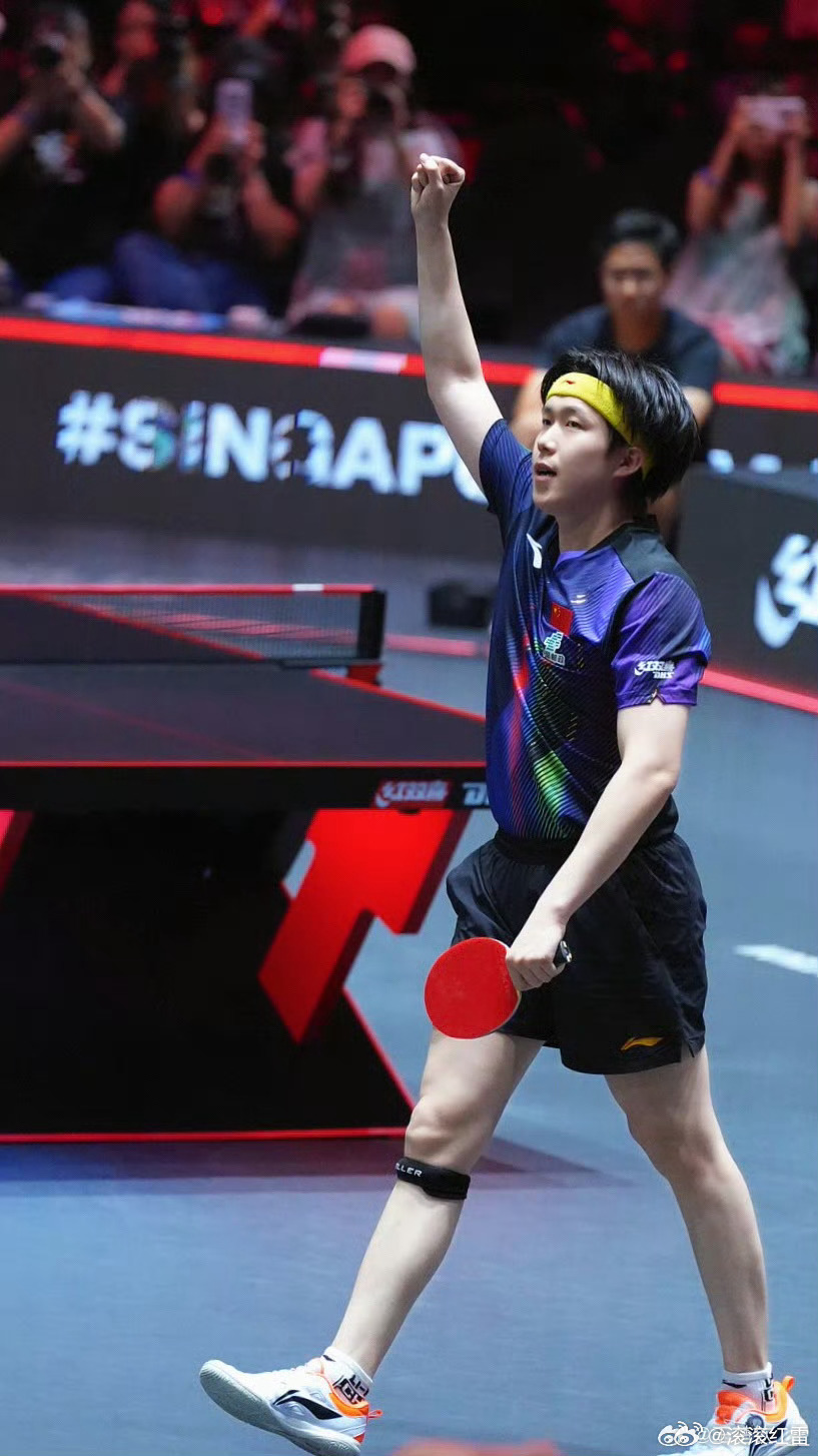 王楚钦夺冠发博王楚钦发博继续砥砺前行恭喜大头！4-0完胜林昀儒拿下冠军，每一分都