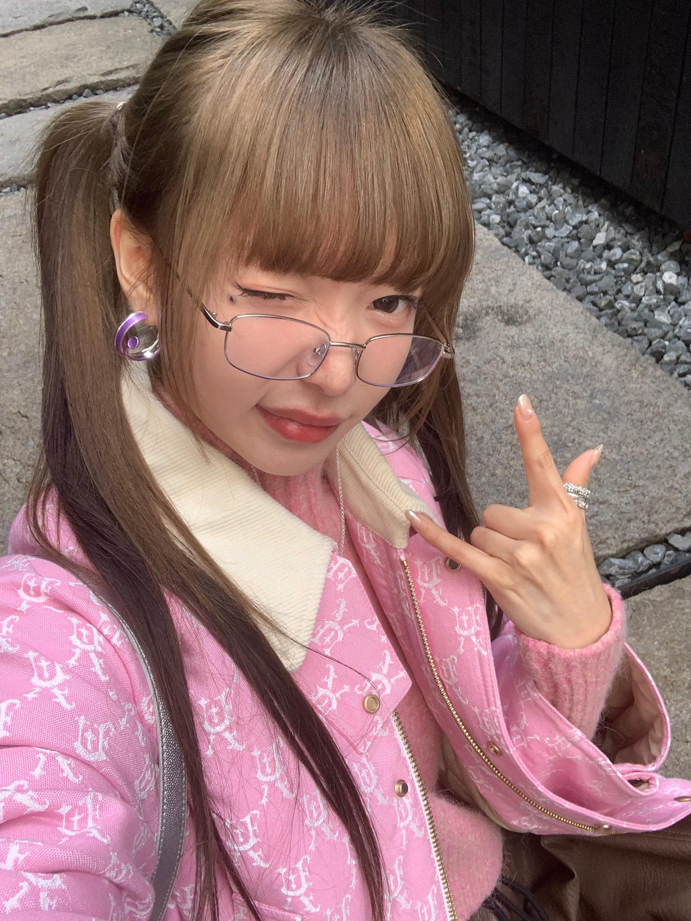 已经到了扎双马尾会害羞的年纪（ i _ｉ） ​​​