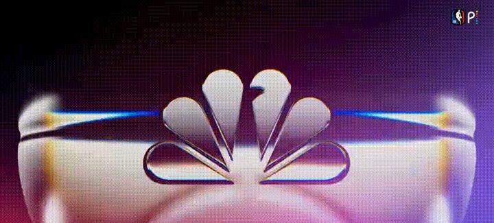 当全场爆笑他四脚朝天滑倒时，托马斯-布莱恩特已经完成回防守下对手投篮。
骑士替补