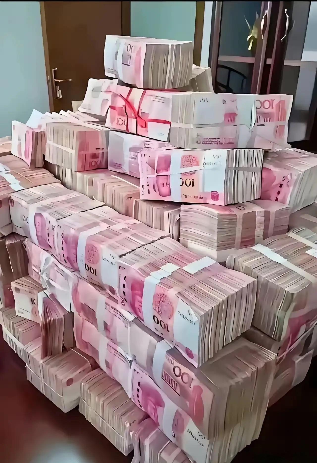 大好消息！人民币升值了！全民利好！人民币迎来大幅升值，咱们手里的钱悄悄变值钱了！