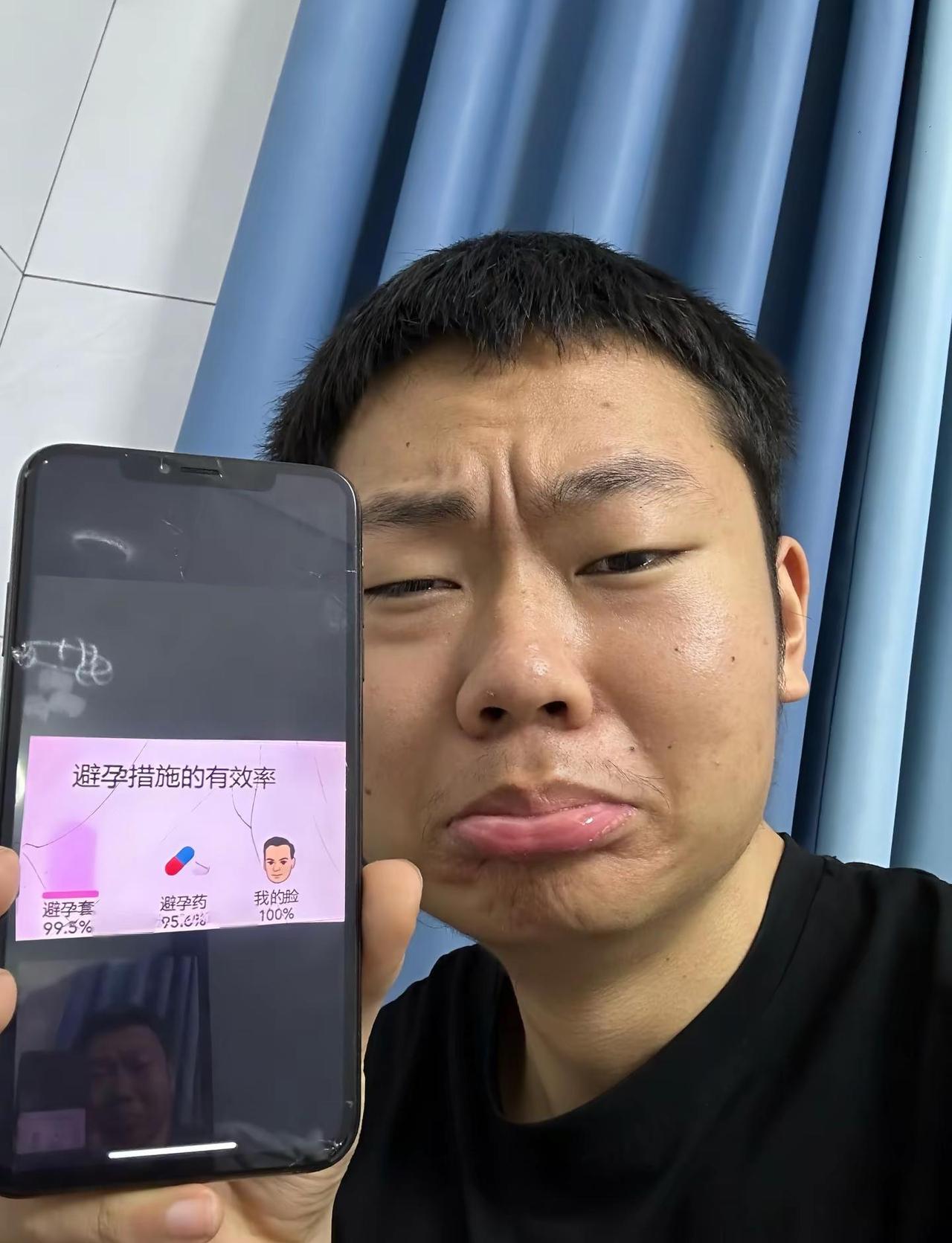 普通人而已啦穿搭只是生活的一部分 过分在意反而失去了意义保持热爱融入生活就好 即