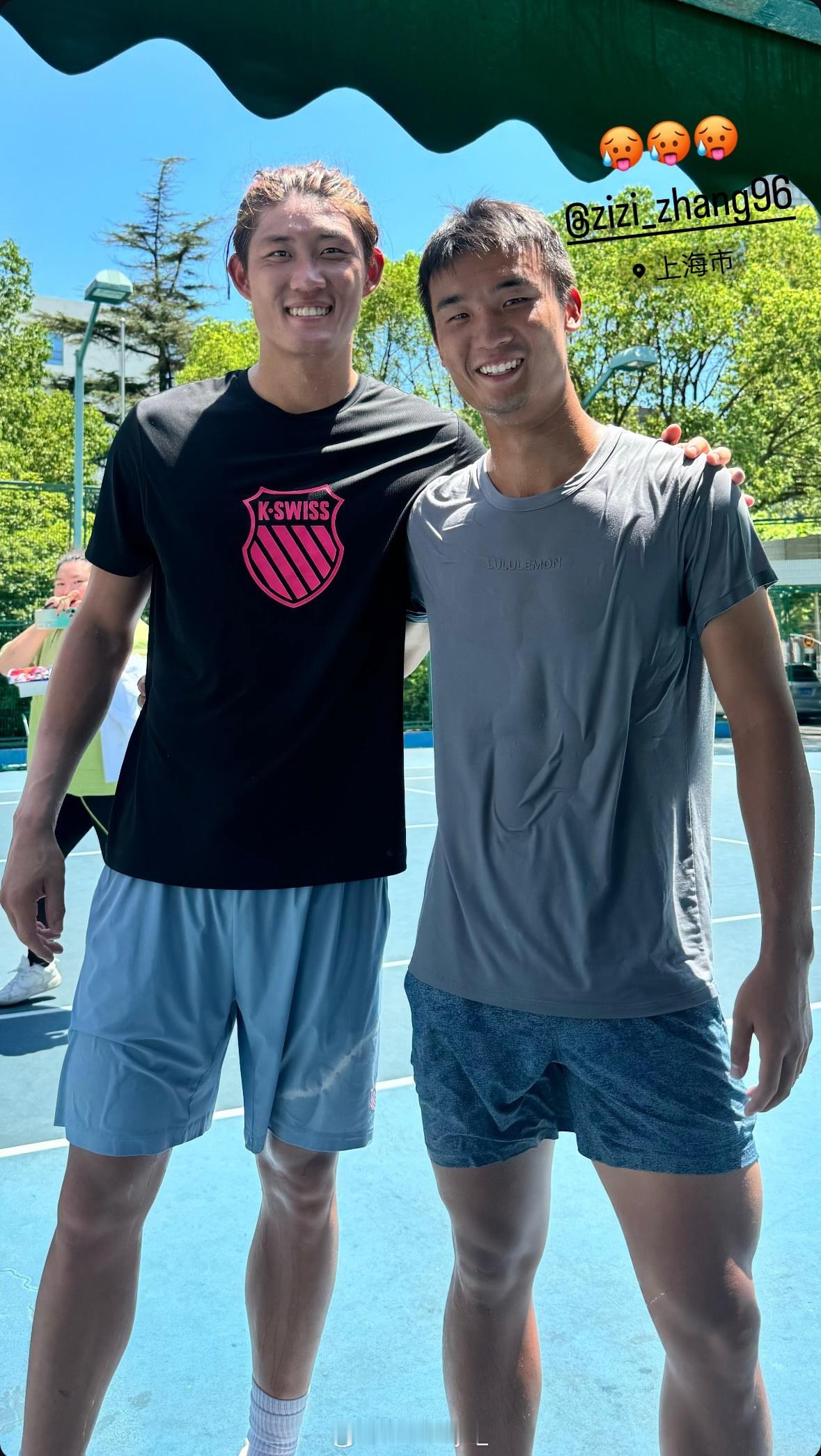 回到上海的张之臻，合影来自张仪伟。#atpboys# ​​​
