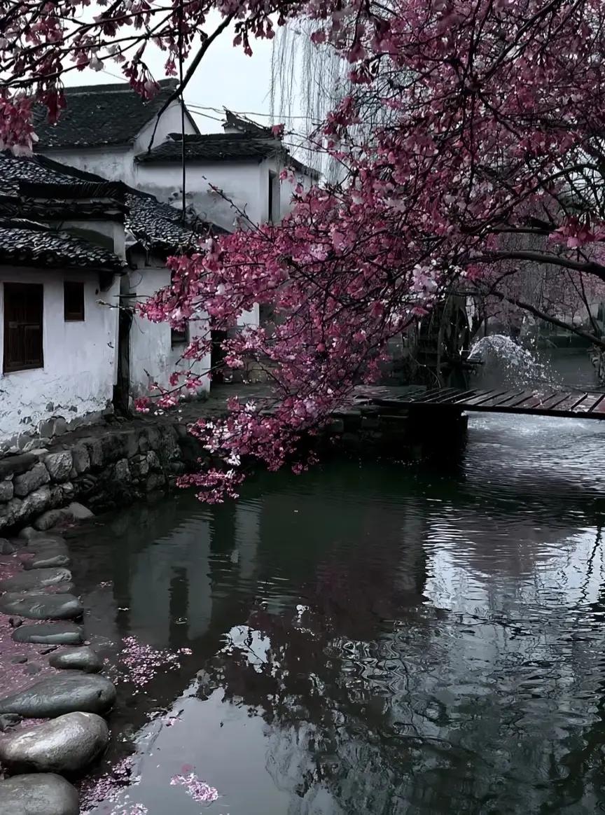 不要让你的躯壳定义你的灵魂 要让你的灵魂去定义你想成为怎样的自己.