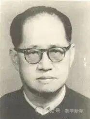 尢彭熙传奇  四


 
尢彭熙于1981年去美国（应斯坦福大学医学院邀请，尢是