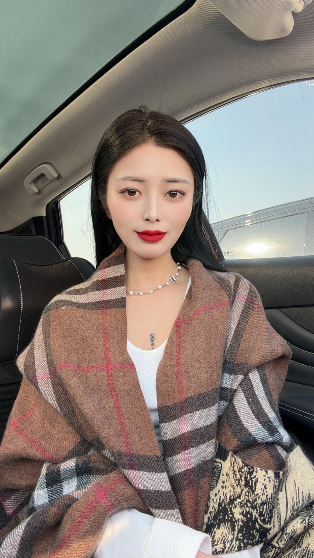 关于独处，除了怕鬼和拎不动纯净水，我找不到任何缺点