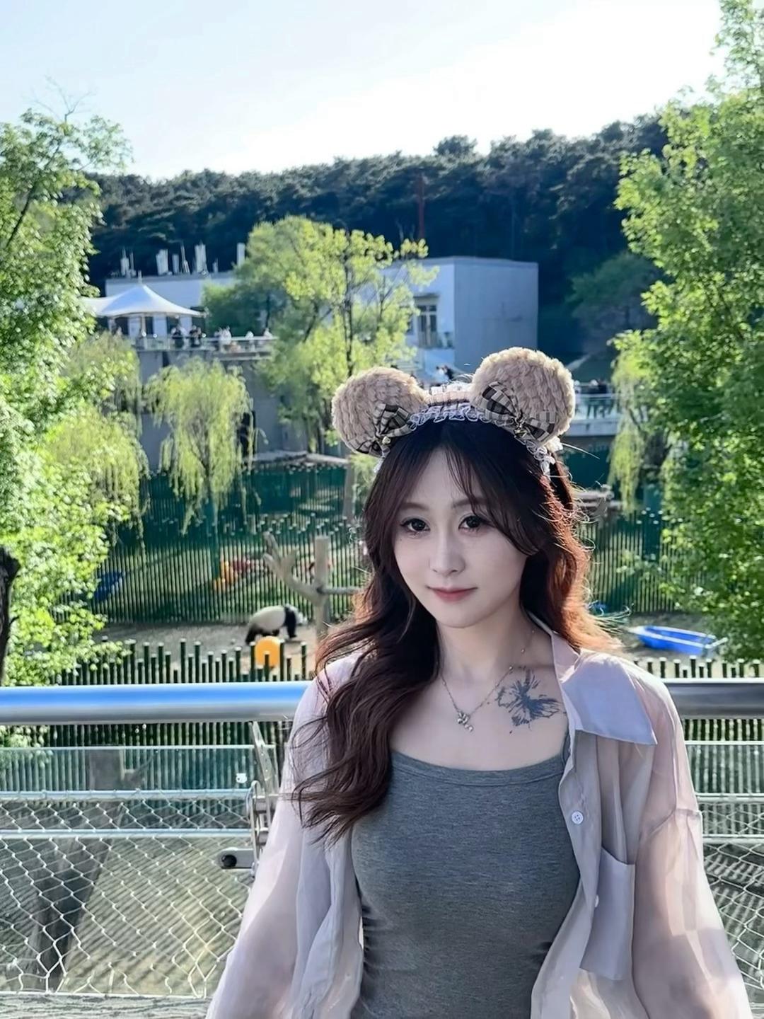 今天和熊猫约会⊹ 🐾