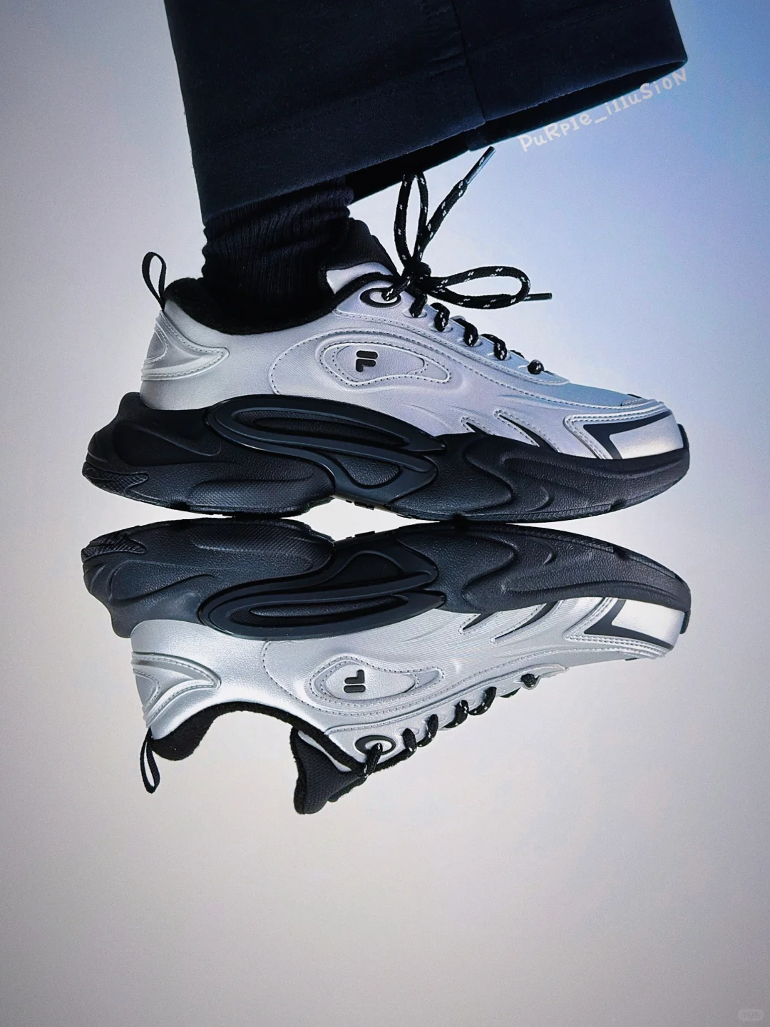 流光溢彩液态银🪩FILA FUSION引力鞋