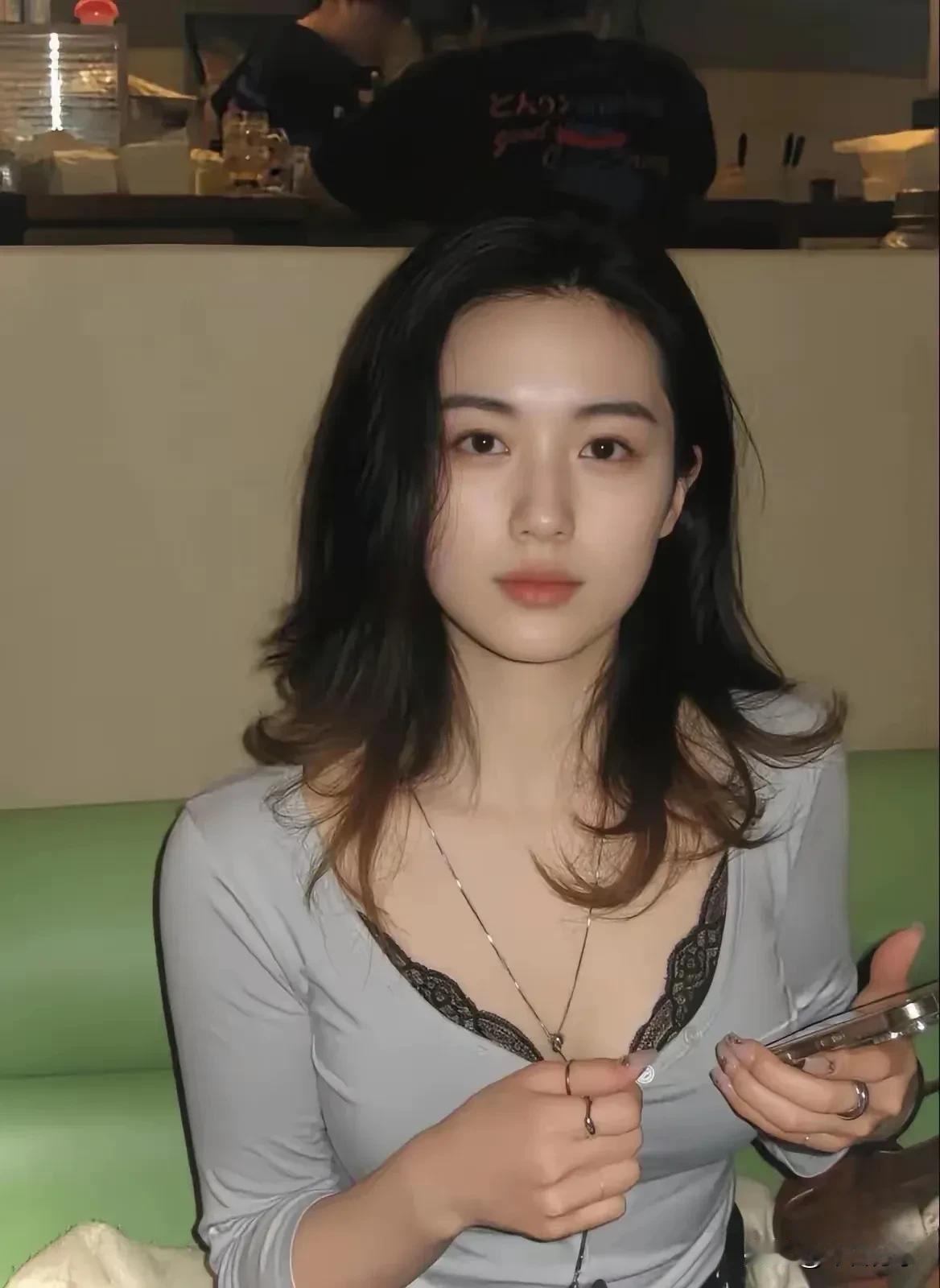 应该符合99.99%人审美吧？今日分享