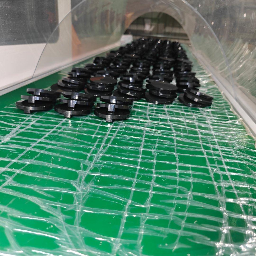 还有半个小时一天就熬到头了就可以下班了 