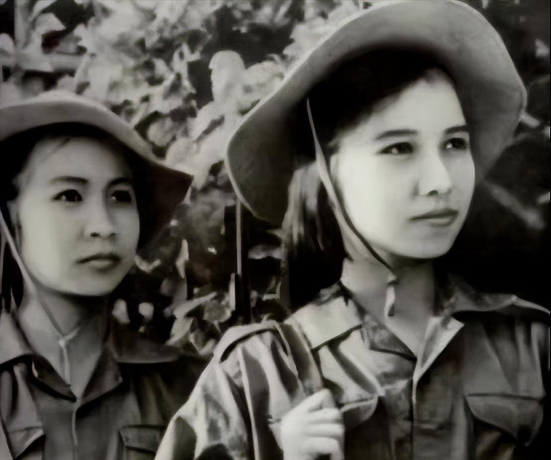 1979年，黄干宗被两个越南女兵“掳”进了大山深处。他本以为自己必死无疑，却没想