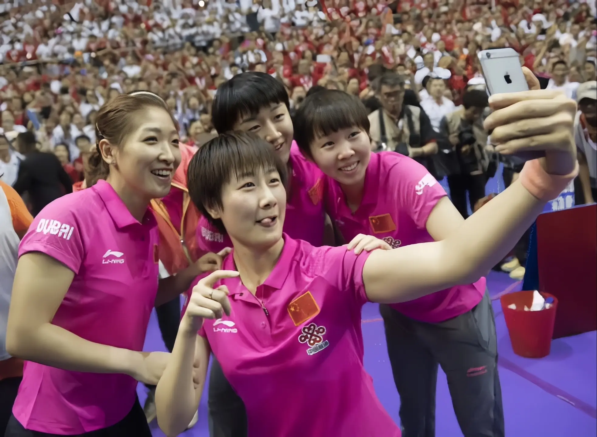 后来啊 她们都相继登顶了女单世界第一