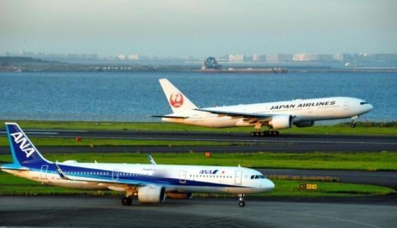 日本全日空、日航两大航司，飞欧洲85%的航班都得借道中国领空，这就是他们的空中生
