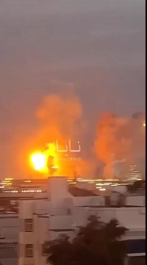 伊朗5枚导弹重创巴林：美军基地与能源设施遭精确打击

当地时间3月5日晚，巴林首