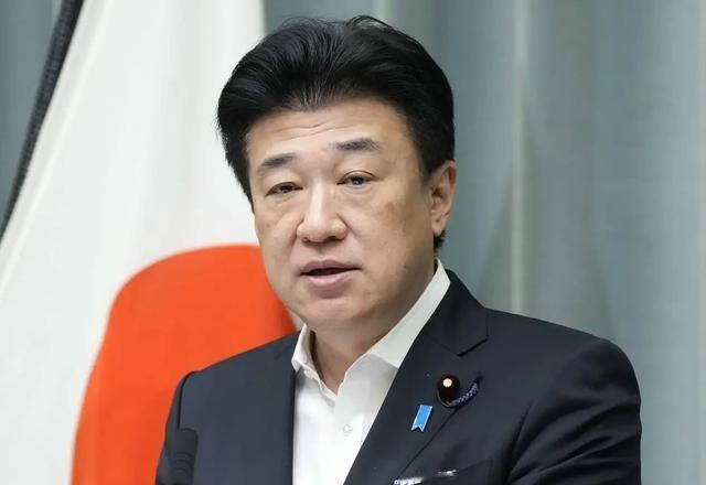 日本摊牌了，开始叫板中国！日本内阁官房长官木原稔公开表示称，日本与菲律宾划的海洋