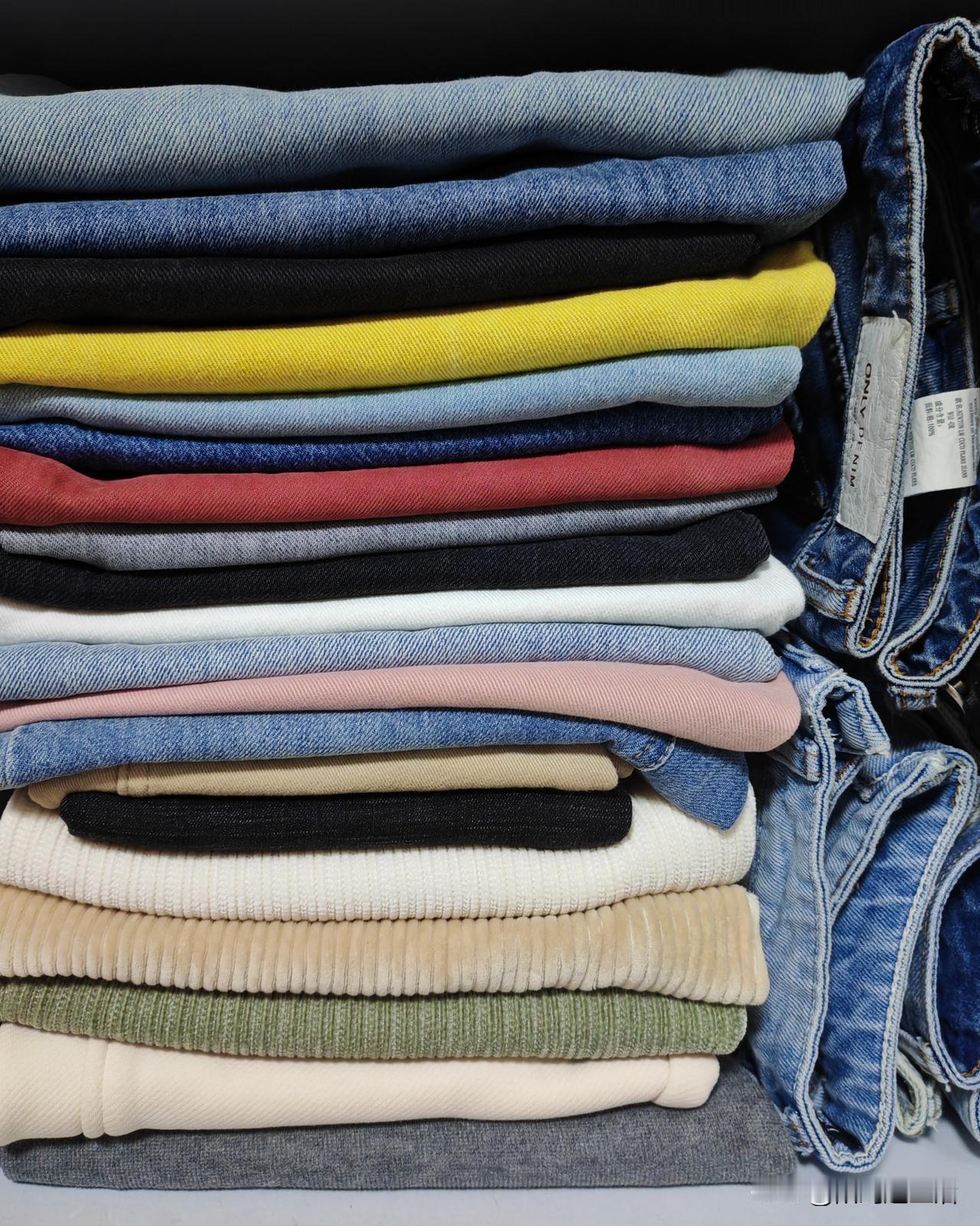 老公说我越来越不像个女人。说我不喜欢穿裙子，老喜欢穿裤子，还特别爱穿牛仔裤。我就