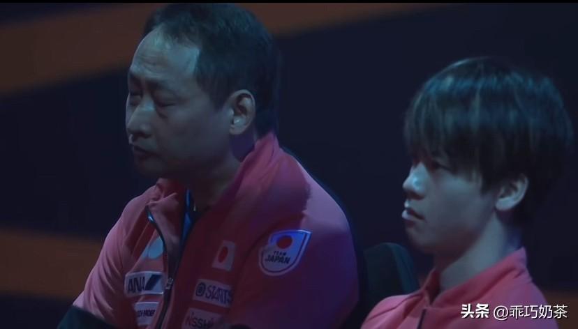 看了张本智和与林昀儒的比赛，
一个十分强烈的感受，
两个小伙子一个01年，一个0