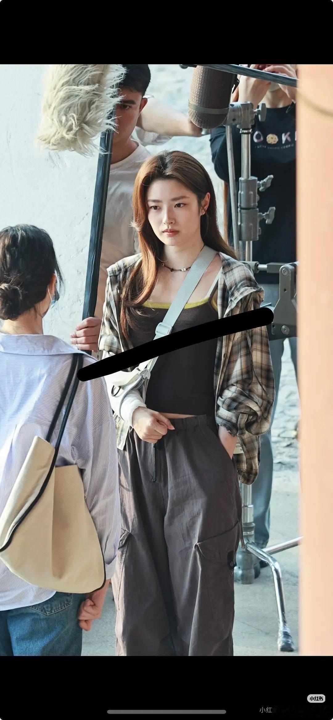 这公司是从哪个犄角旮旯淘来的素人 