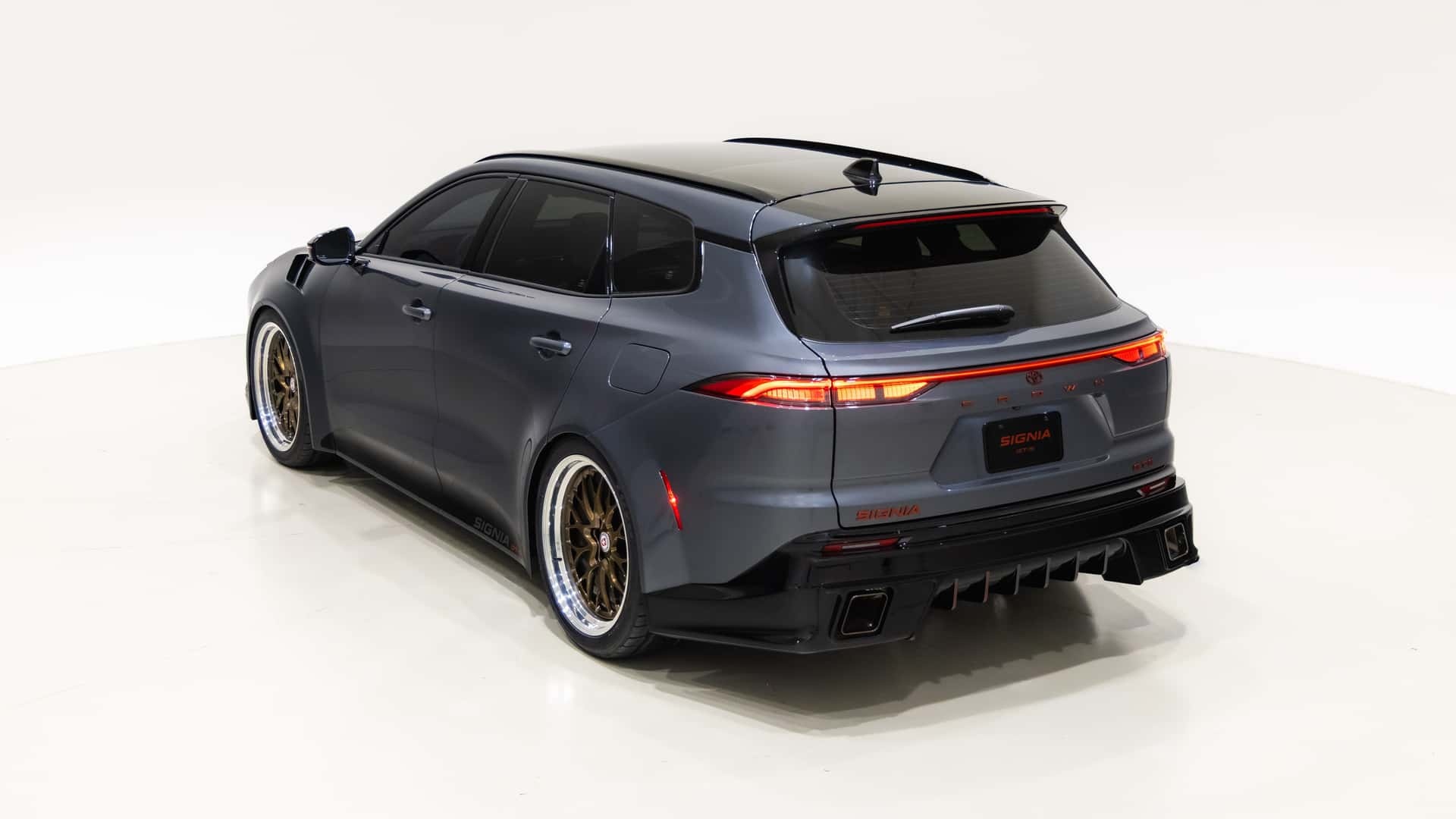 Toyota Crown Signia GT-S Concept ​​​