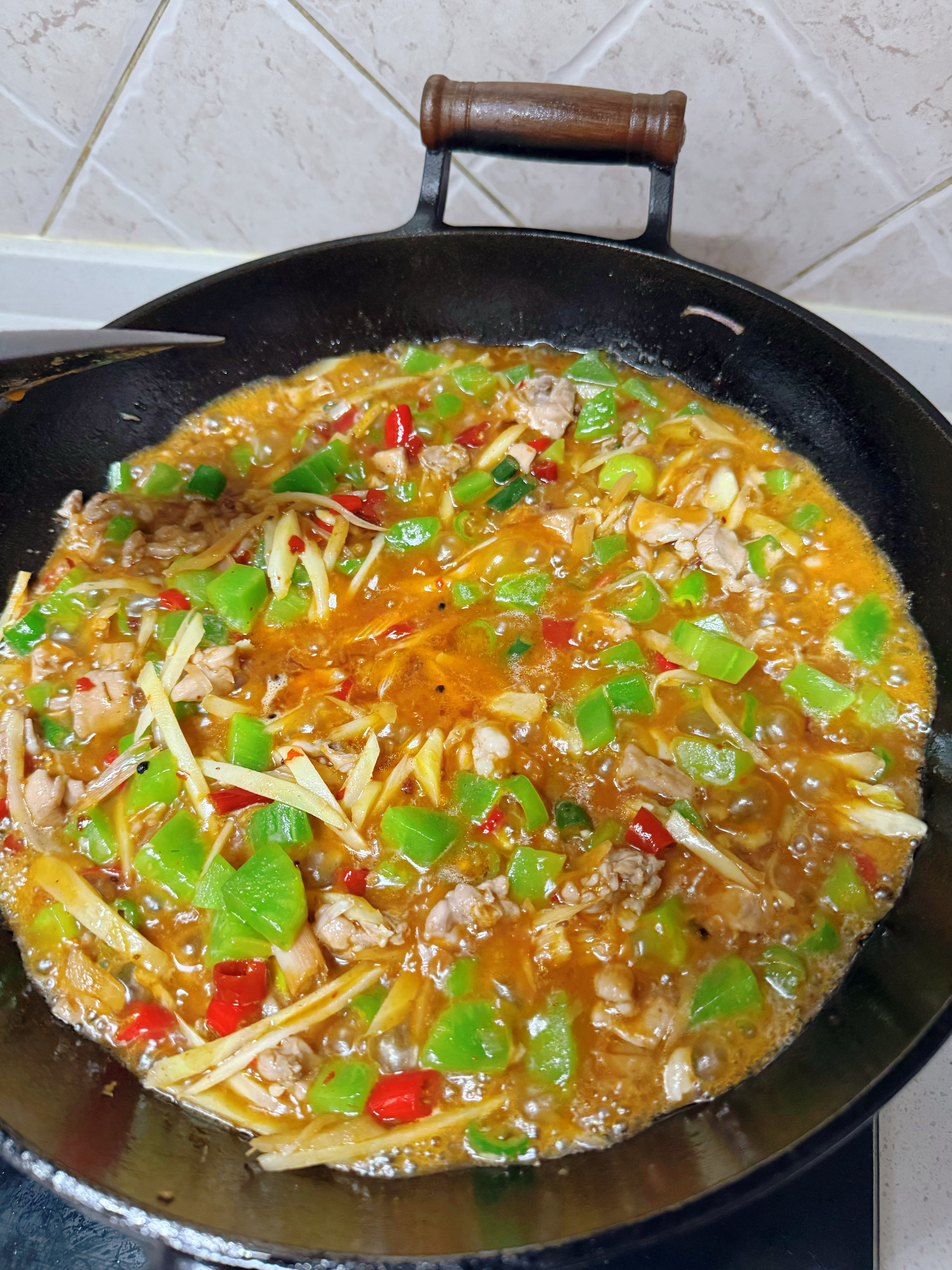 这次做的兔肉没有翻车 果然还得照着视频做 不能自己瞎整 哈哈 