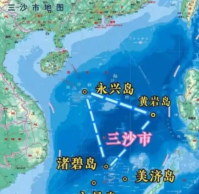 南海这盘棋，最近又被菲律宾自己推了一把。6月围绕黄岩岛浮动平台的炒作，看似是马尼