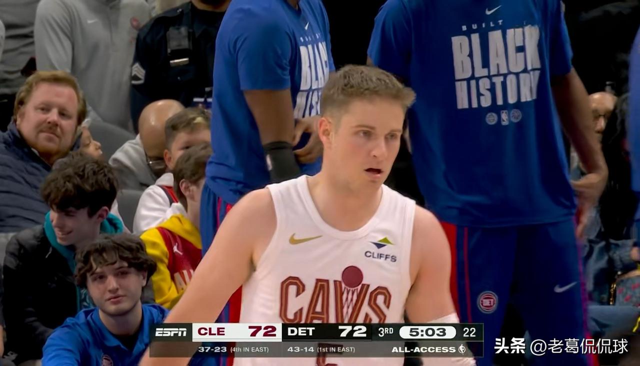 骑士大将梅里尔真是好样的！尽管今天骑士在客场以119：122不敌活塞，但是梅里尔