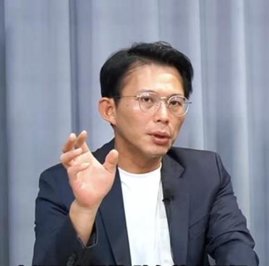 黄国昌要接侯友宜的班 不排除和国民党协调共推人选

民众党10日党代表大会中决议